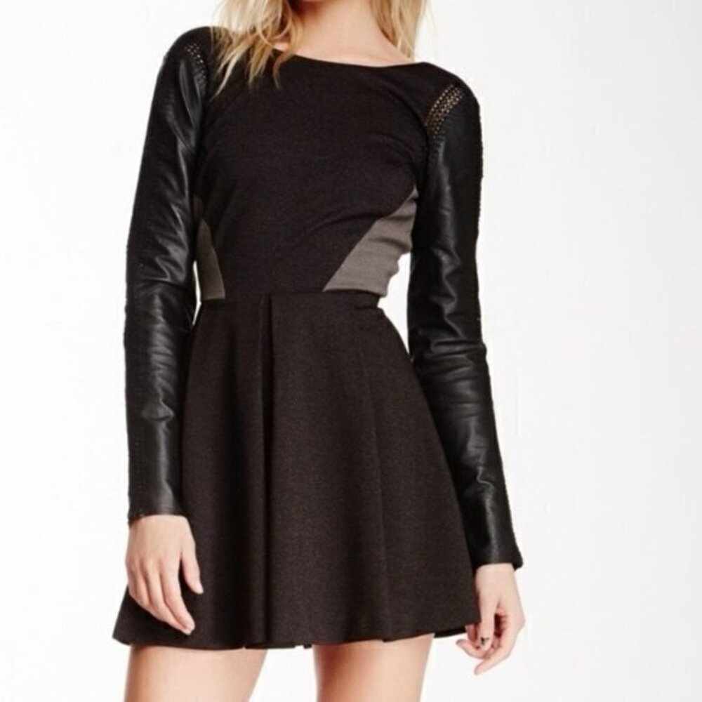 Stella & Jamie Mixed Media Skater Dress (c)